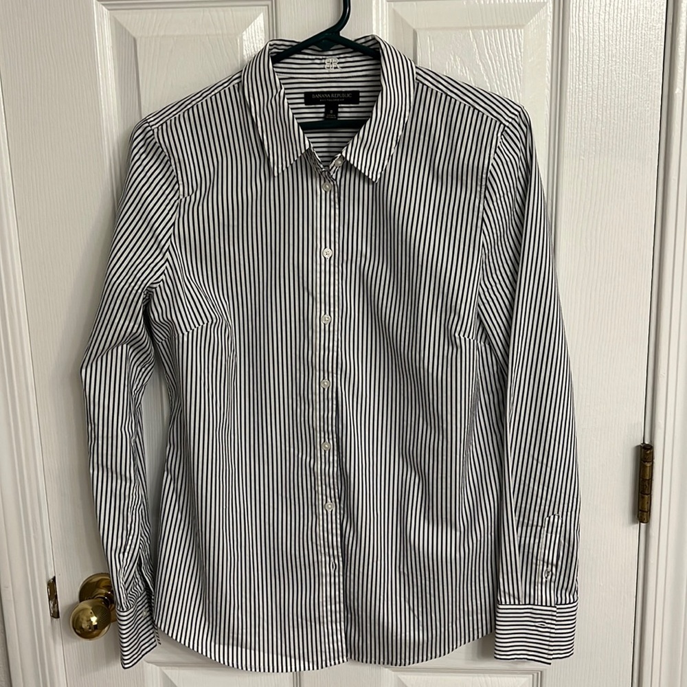 Banana Republic Riley shirt